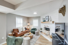 Modern and Stylish Olathe Home in Prime Location